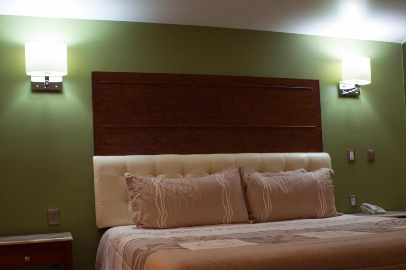 Hotel Malinalli Хуамантла Екстериор снимка