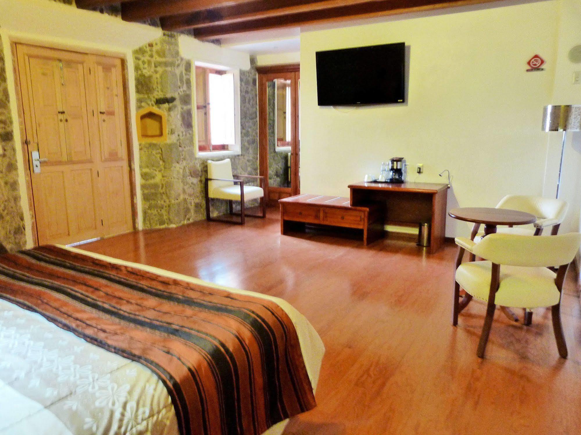 Hotel Malinalli Хуамантла Екстериор снимка